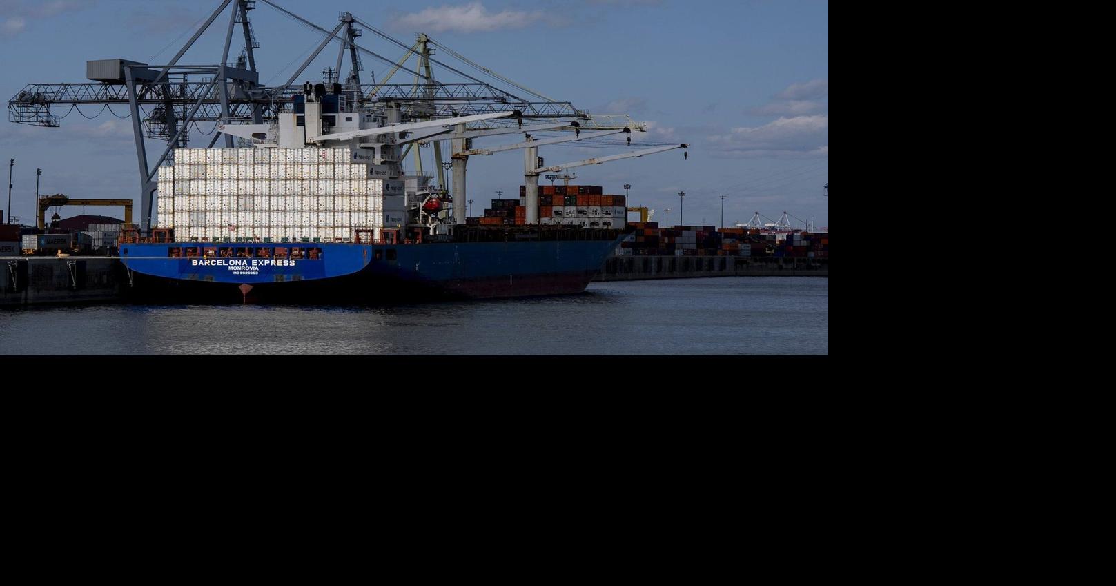 Montreal port to award Gold-Headed Cane to captain of first ship of 2026