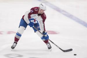 Avalanche boost depth at center by bringing back Brock Nelson on a 3-year contract worth $22.5M