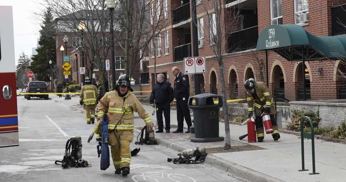 Woman dead after fire at Oakville assisted-living building