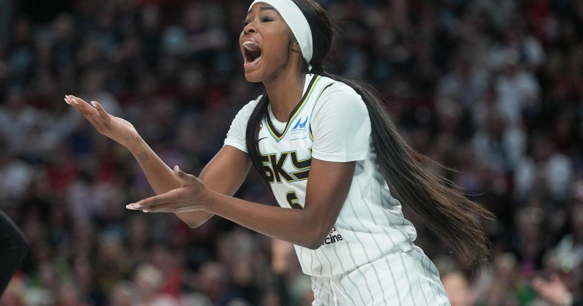 Acl Vip Chicago Sky forward Rickea Jackson tears ACL in her left knee