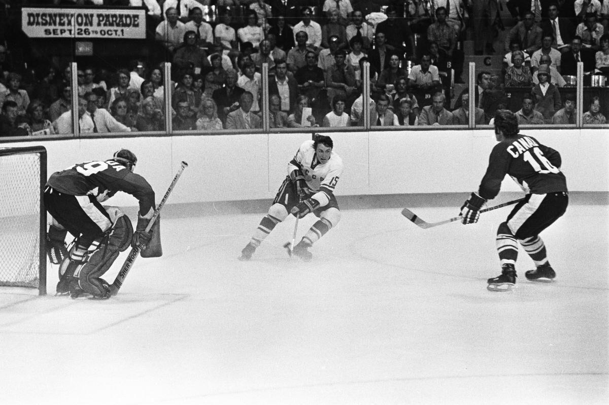 1972 Summit Series. Game 2: Canada beats Soviets to even series