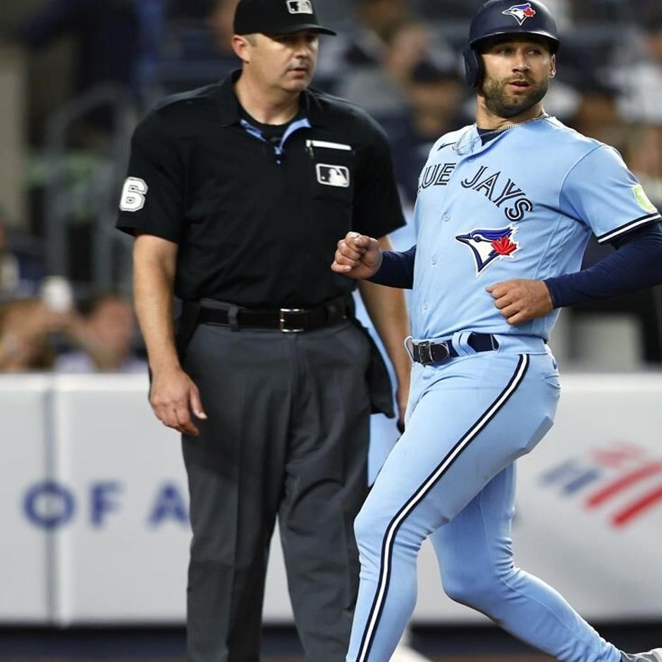 Gausman pitches Blue Jays past Yankees 6-1 to maintain slim lead