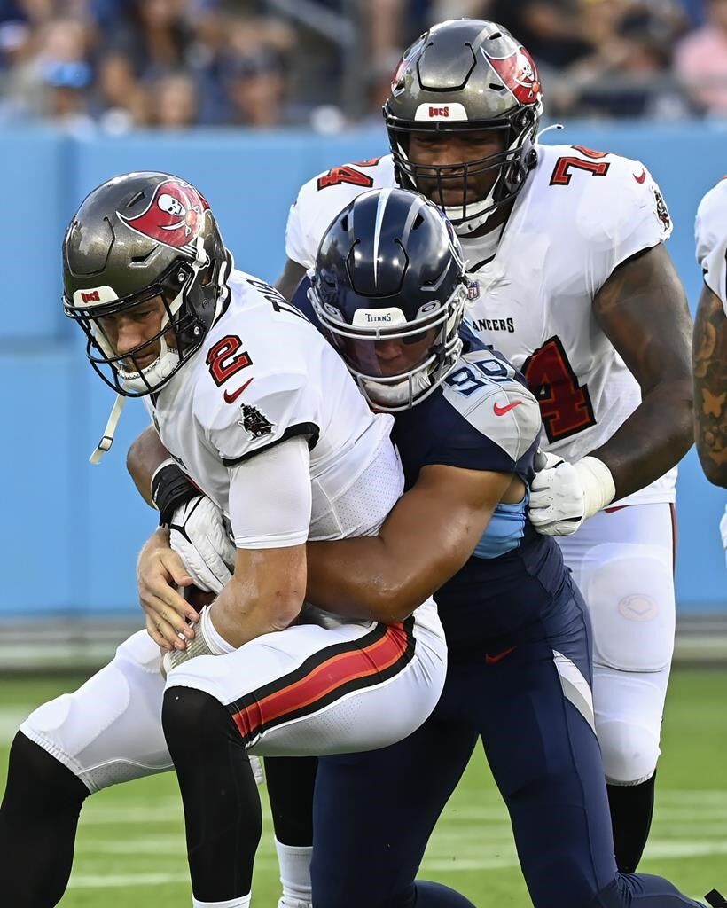 Malik Willis throws 1st NFL TD pass, Titans beat Bucs 13-3, Sports