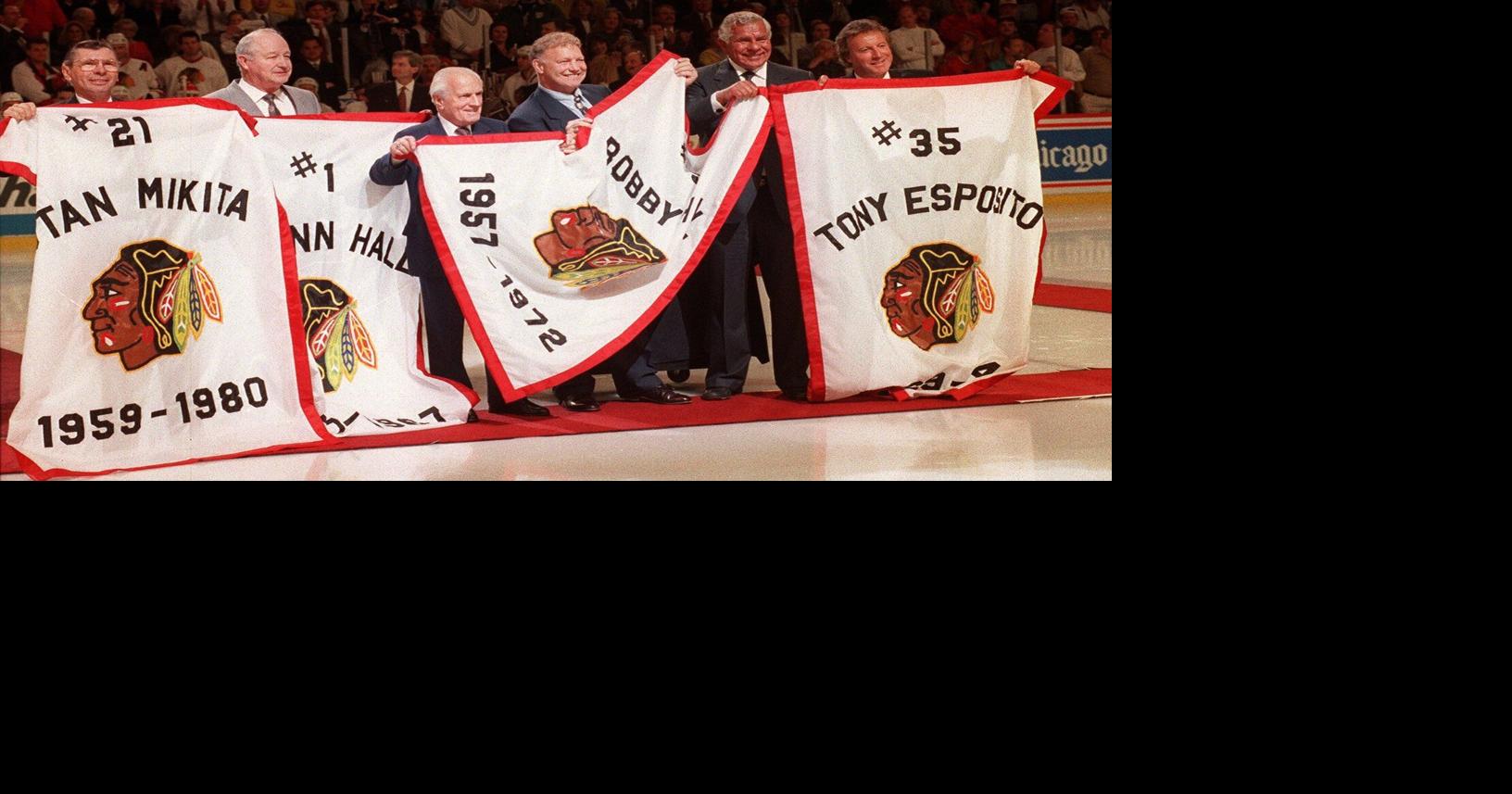 Hall of Famer goaltender Glenn Hall, an iron man and innovator, dies at 94