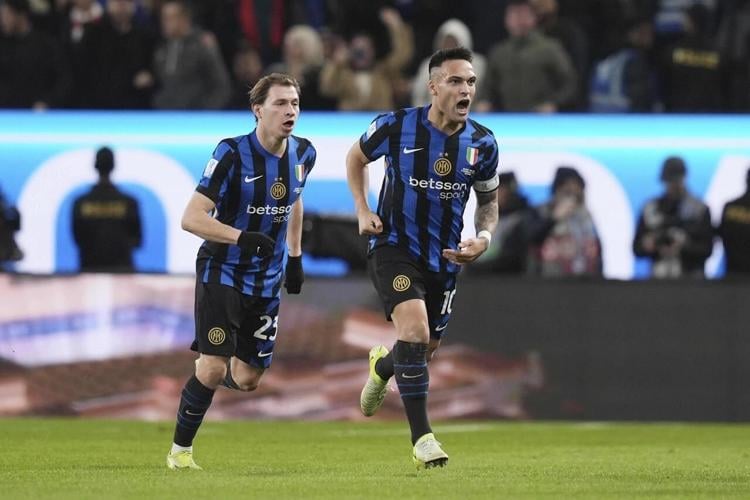 Leao and Pulisic inspire AC Milan comeback in 32 win over Inter in