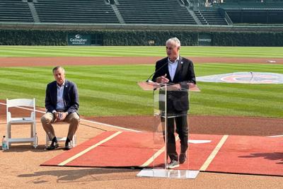 Cubs chairman says team's performance convinced him extending Hoyer's contract was right thing to do