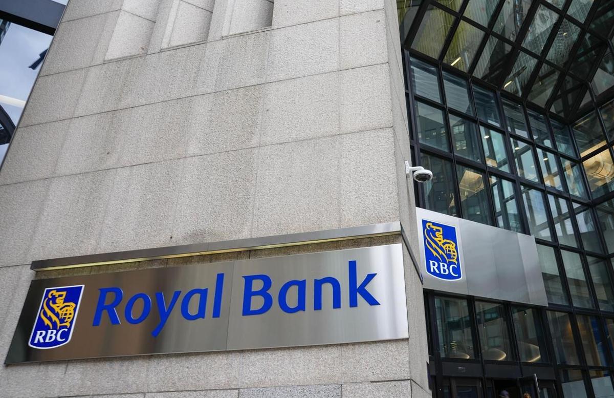 RBC raises renewable funding target, reports little progress on oil and gas  emissions