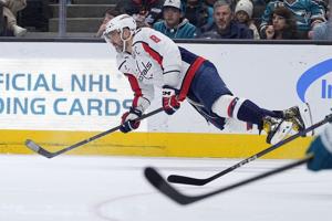 Alex Ovechkin scores his 887th goal to lead the Capitals to a 5-1 win over the Sharks