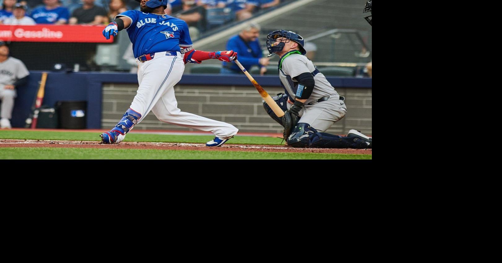 Blue Jays continue ascent, top Yankees to tie for top spot in American League East