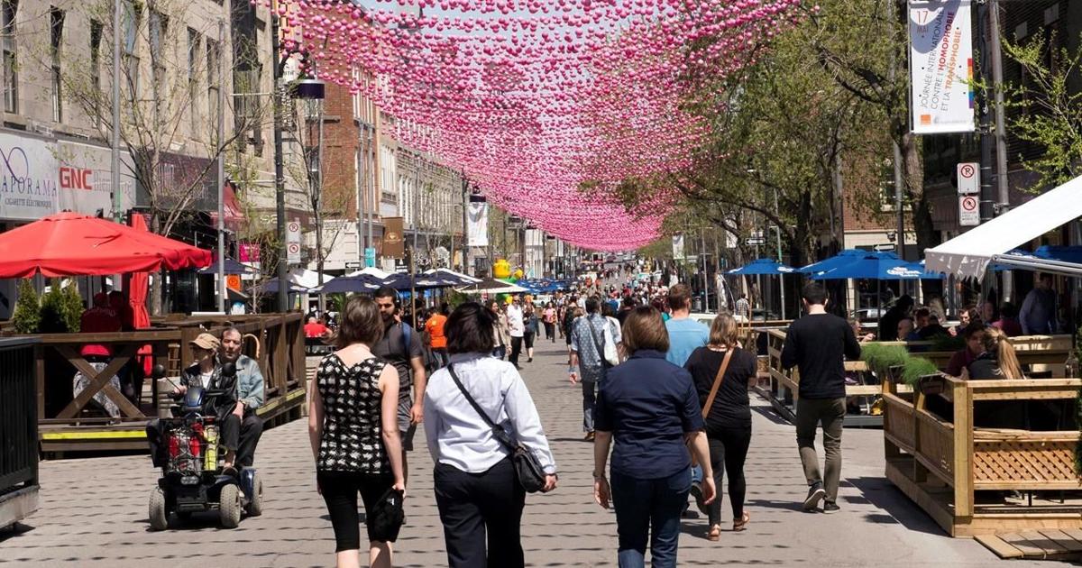 Montreal bars, restaurants react to Quebec bill to regulate merchant tipping requests