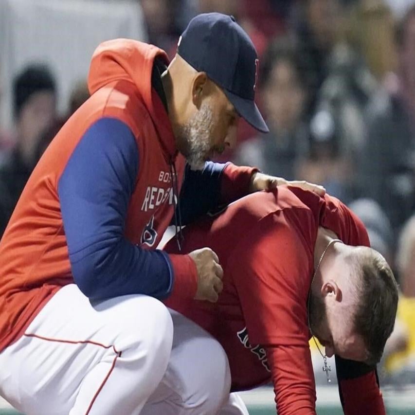 Red Sox manager Alex Cora tests positive for COVID-19, will miss Tampa  series