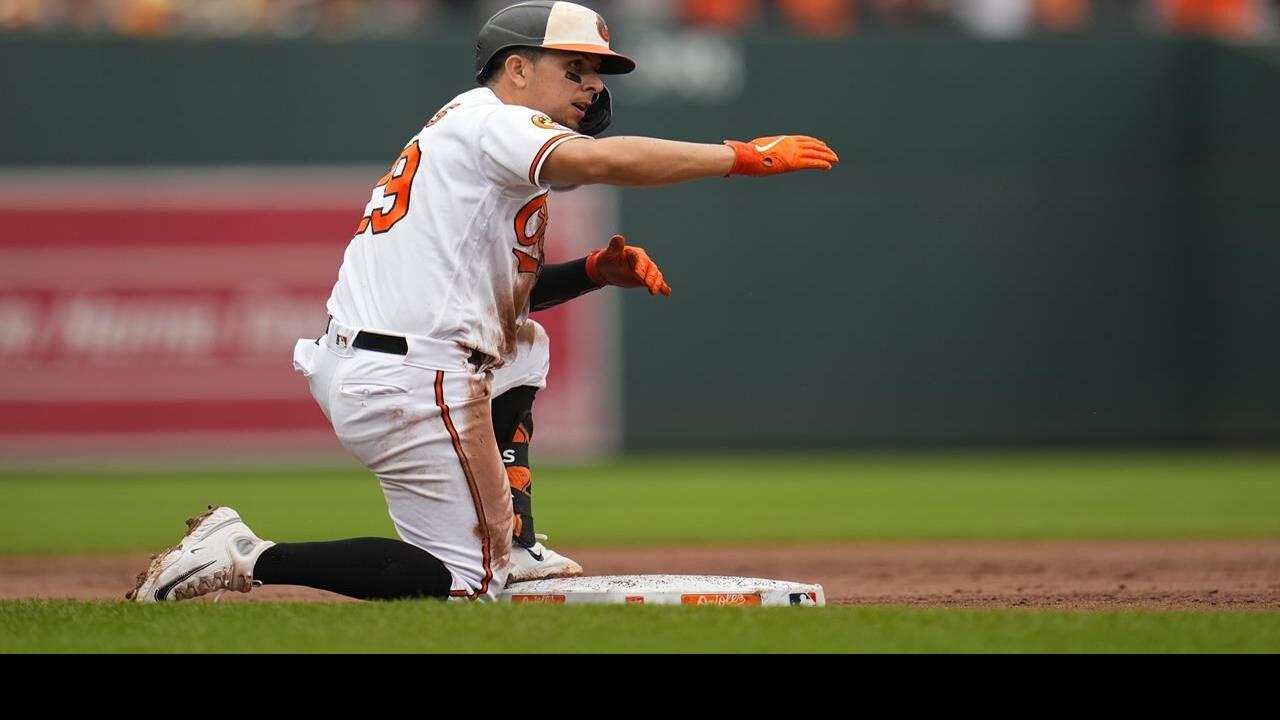 Astros sweep struggling Rays, 5-2