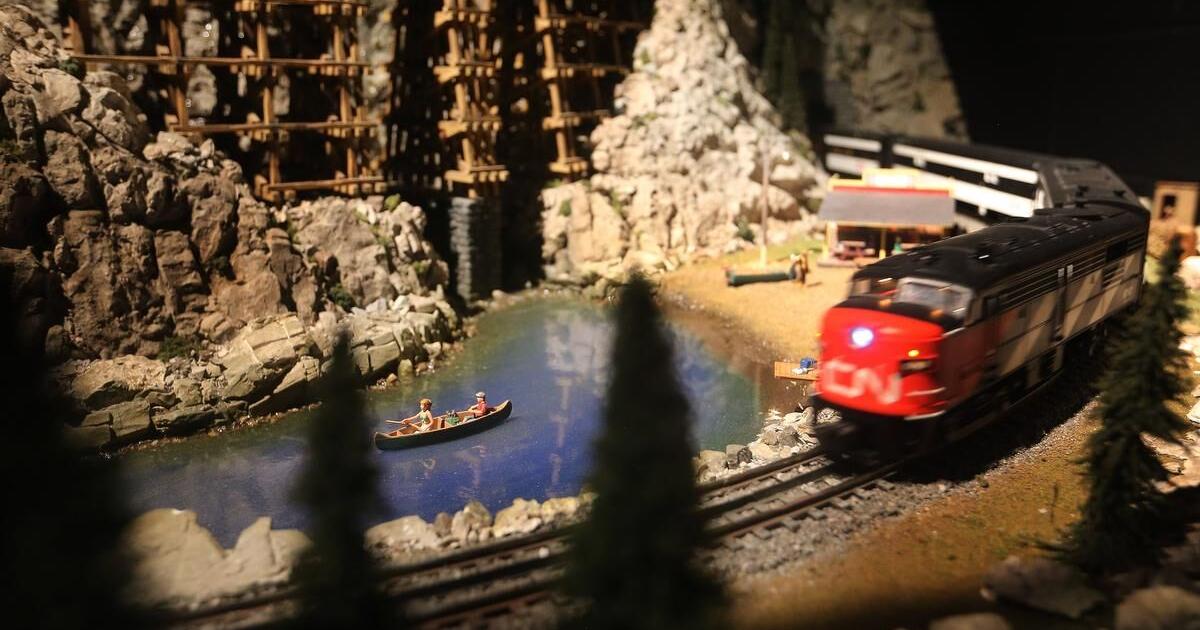 ‘This is too special to be hidden.’ Toronto man donates colossal train ...