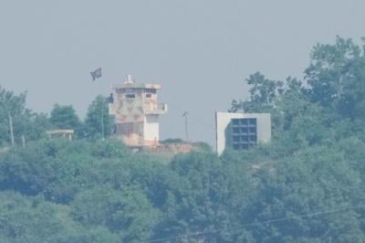 South Korea begins removing border propaganda speakers in conciliatory gesture toward North