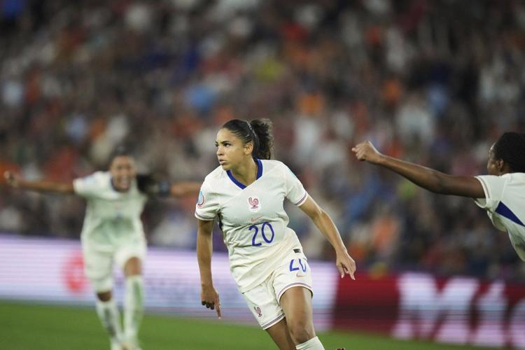 Euro 2025: Cascarino shines in France's big win to eliminate the Netherlands and top tough group