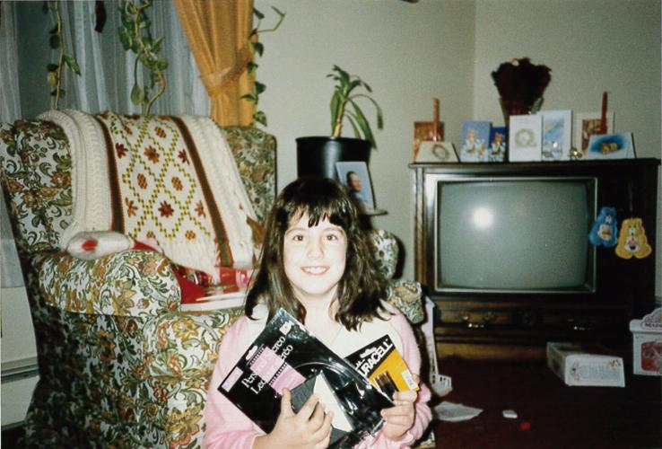 TORONTO-SANTA-TEEN-NICOLE.jpg