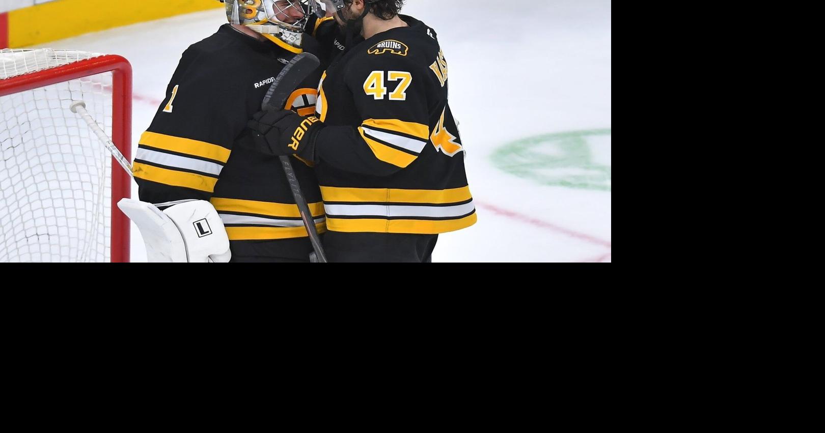 Bruins rally to beat Blues 5-2 with two goals each from Kastelic and Minten