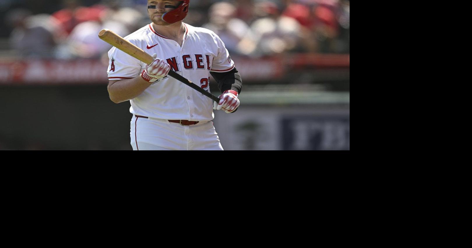 White Sox agree to a minor league contract with infielder Brandon Drury