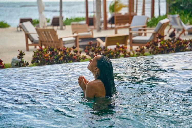 1 Thinking of traveling solo? Tracee Ellis Ross has suggestions on how to do it well