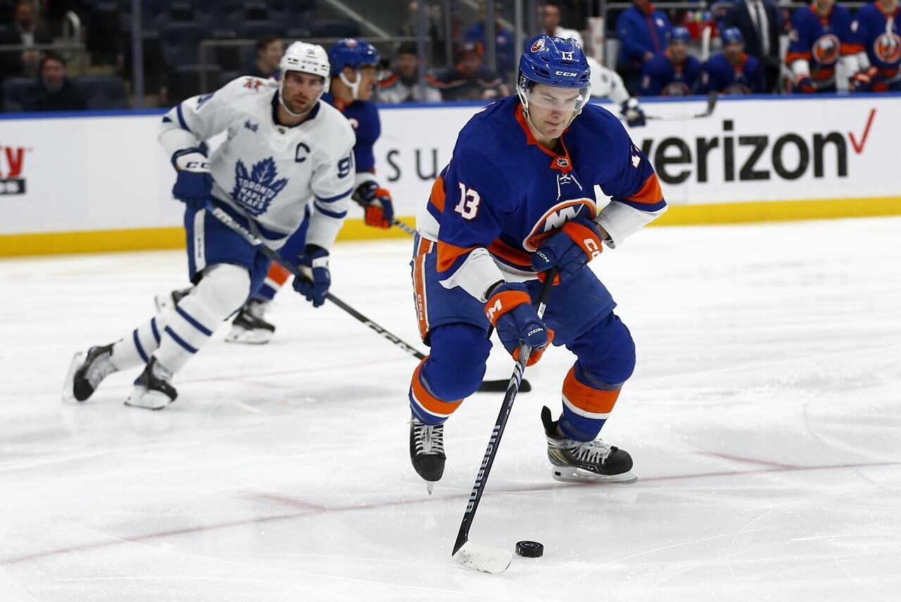 Horvat Scores In OT As Islanders Beat Maple Leafs 4-3