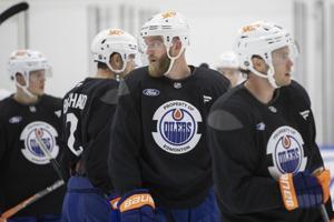 Edmonton Oilers sign defenceman Ekholm to three-year, $12-million extension