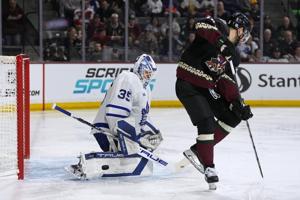 Auston Matthews scores 50th, 51st goals in hometown return to help Maple Leafs beat Coyotes, 6-3