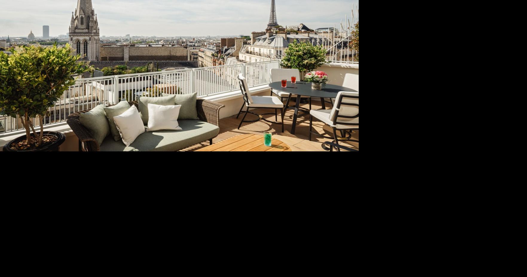 Visiting Paris with my daughter and memories of my mother