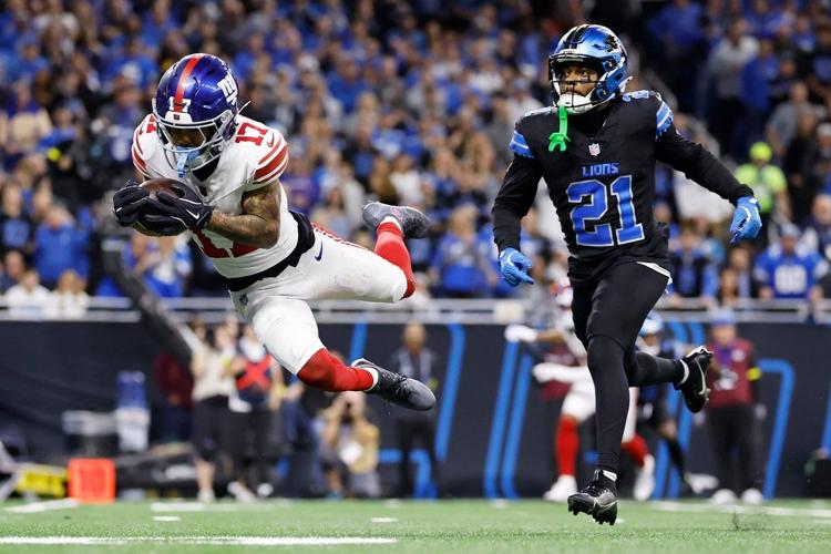 Fantasy plays: Players to start and sit for NFL Week 15