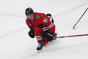 Mikheyev, Nazar and Knight lead the Blackhawks to a 3-1 win over the Penguins