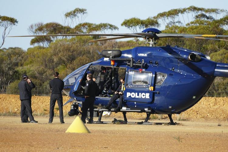 Police say search aircraft are best chance of finding German tourist lost in Australian Outback
