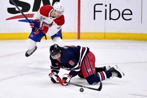 Barron scores OT power-play goal as Canadiens edge Jets 3-2