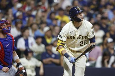 Brewers hit 3 HRs in 8-4 win over Cubs, take top spot in NL Central