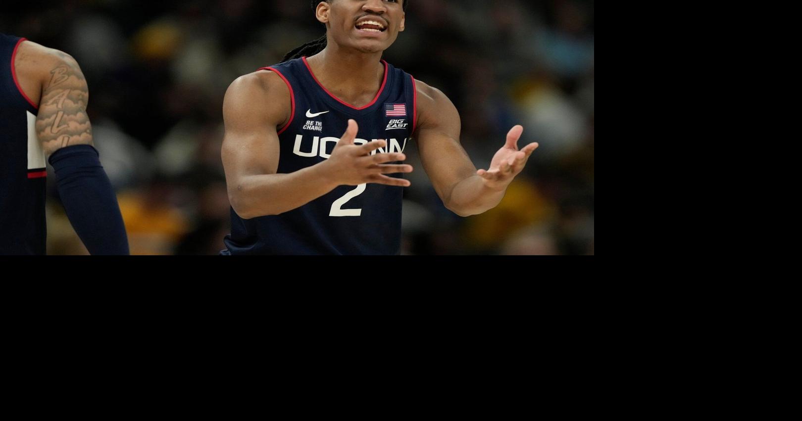 Hurley ejected in final second of Marquette&rsquo;s 68-62 win over No. 4 UConn