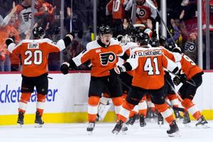 Flyers' Tippett, Hurricanes' Nikishin out for opener of 2nd-round series