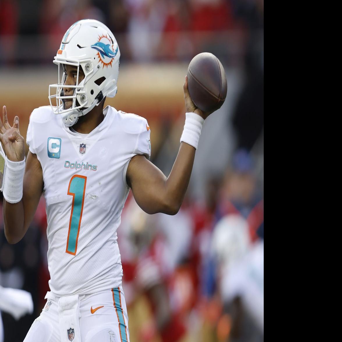 Dolphins-Chargers flexed to 'Sunday Night Football' in Week 14