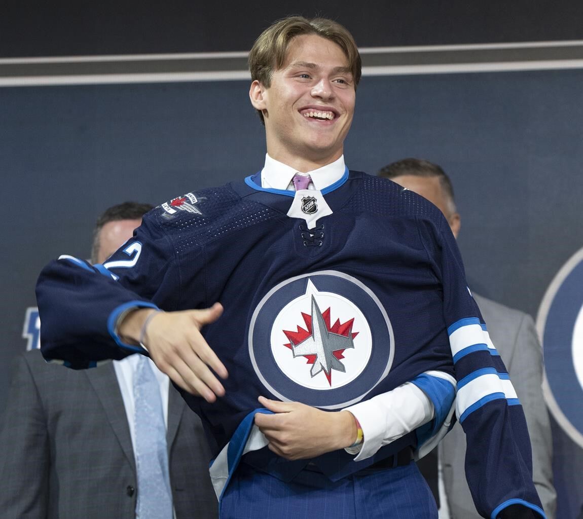 Winnipeg Jets take American right-winger Rutger McGroarty in NHL draft