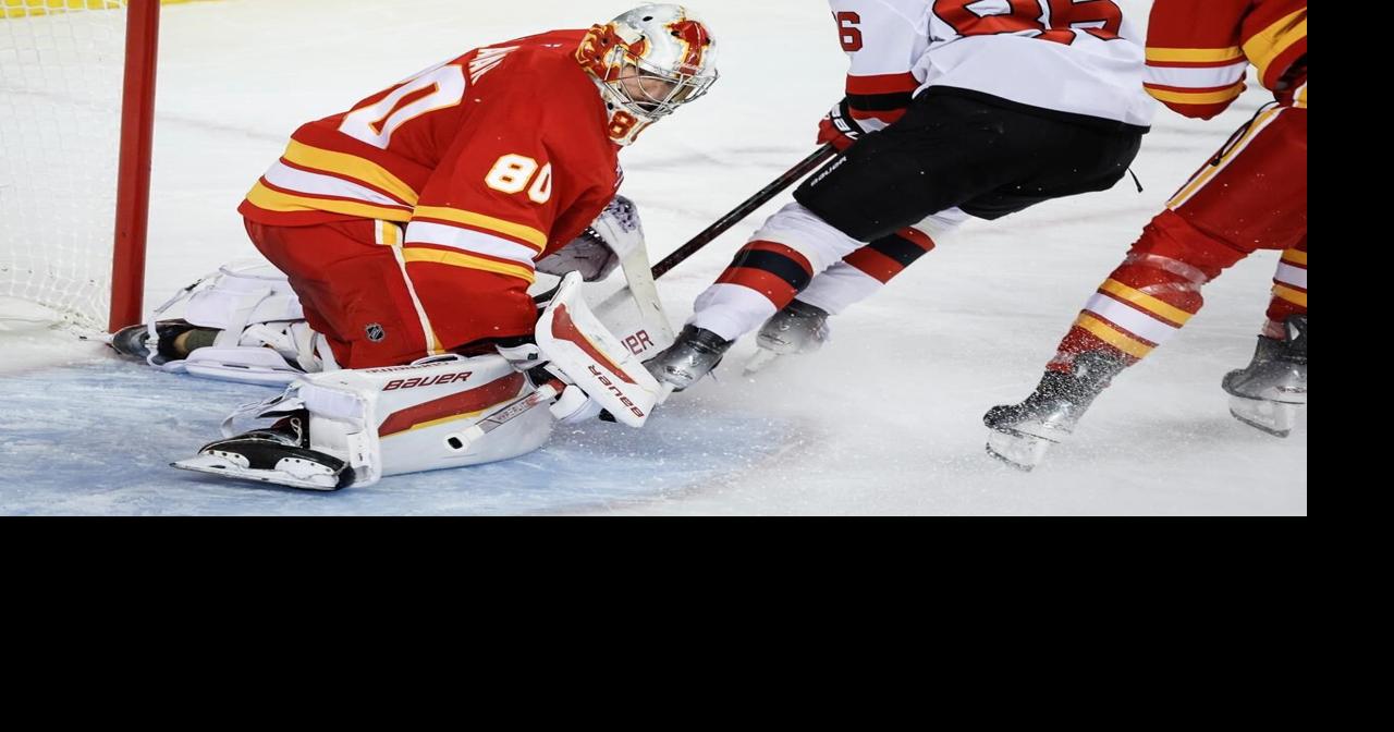 Flames' Vladar enjoys shutout performance against old goaltending partner Markstrom