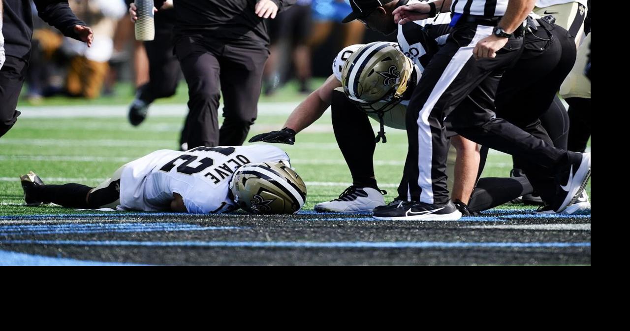 Saints WR Chris Olave taken to hospital with concussion after taking hit against Panthers