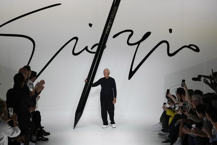 The late Italian fashion designer Giorgio Armani instructs heirs to sell stakes in his empire