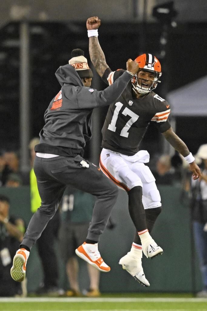 Browns' rookie QB Thompson-Robinson shows poise, potential in NFL