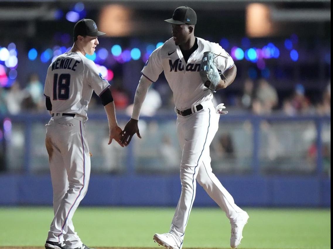 Alcantara hurls 4th complete game to lead Marlins past Dodgers