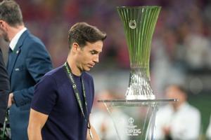 Rayo Vallecano coach Iñigo Pérez is leaving after taking the modest Spanish club to its first final