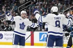 Scott Laughton proving playoff worth for Maple Leafs after bumpy start