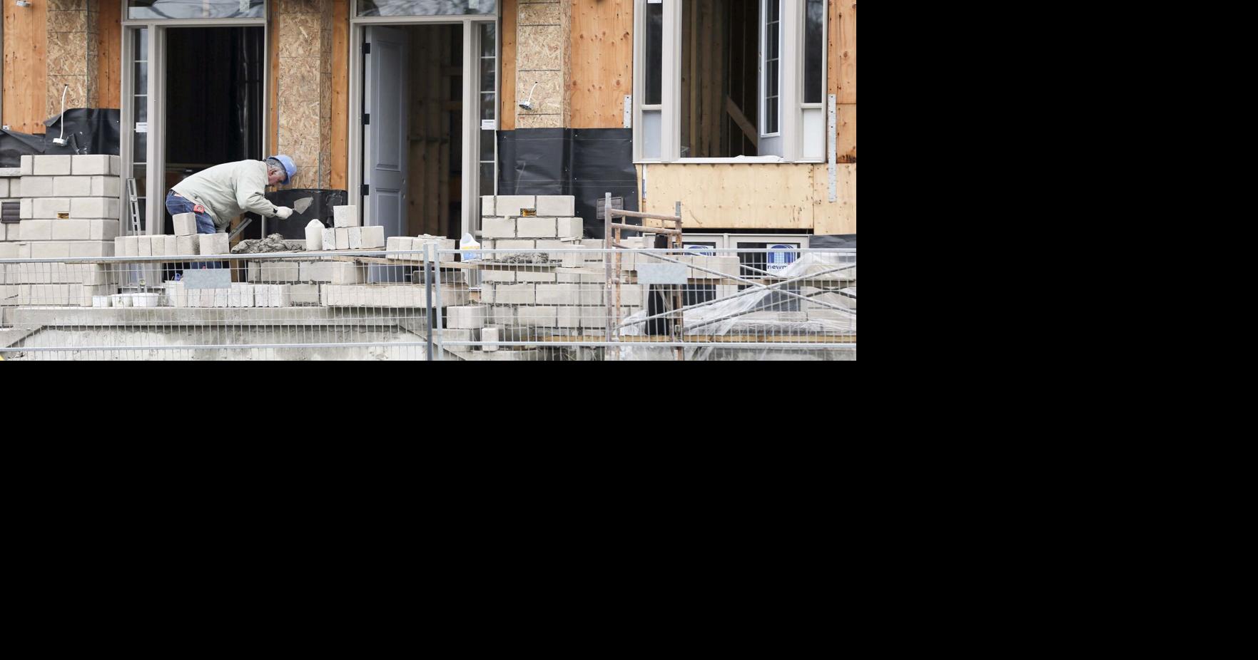HST rebate boosts sales of new single-family homes in Toronto region, but condos still lagging