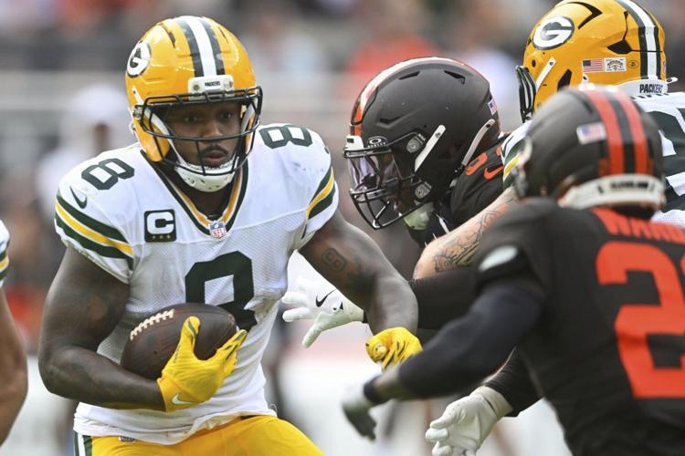 Packers' Josh Jacobs is off to a slow start behind a banged-up offensive line
