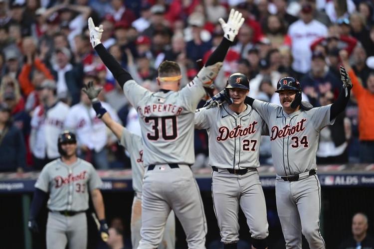 Lf Pole Shaker! Tork'S Blast Sends Tigers Roaring Past Chicago! - njx3z02