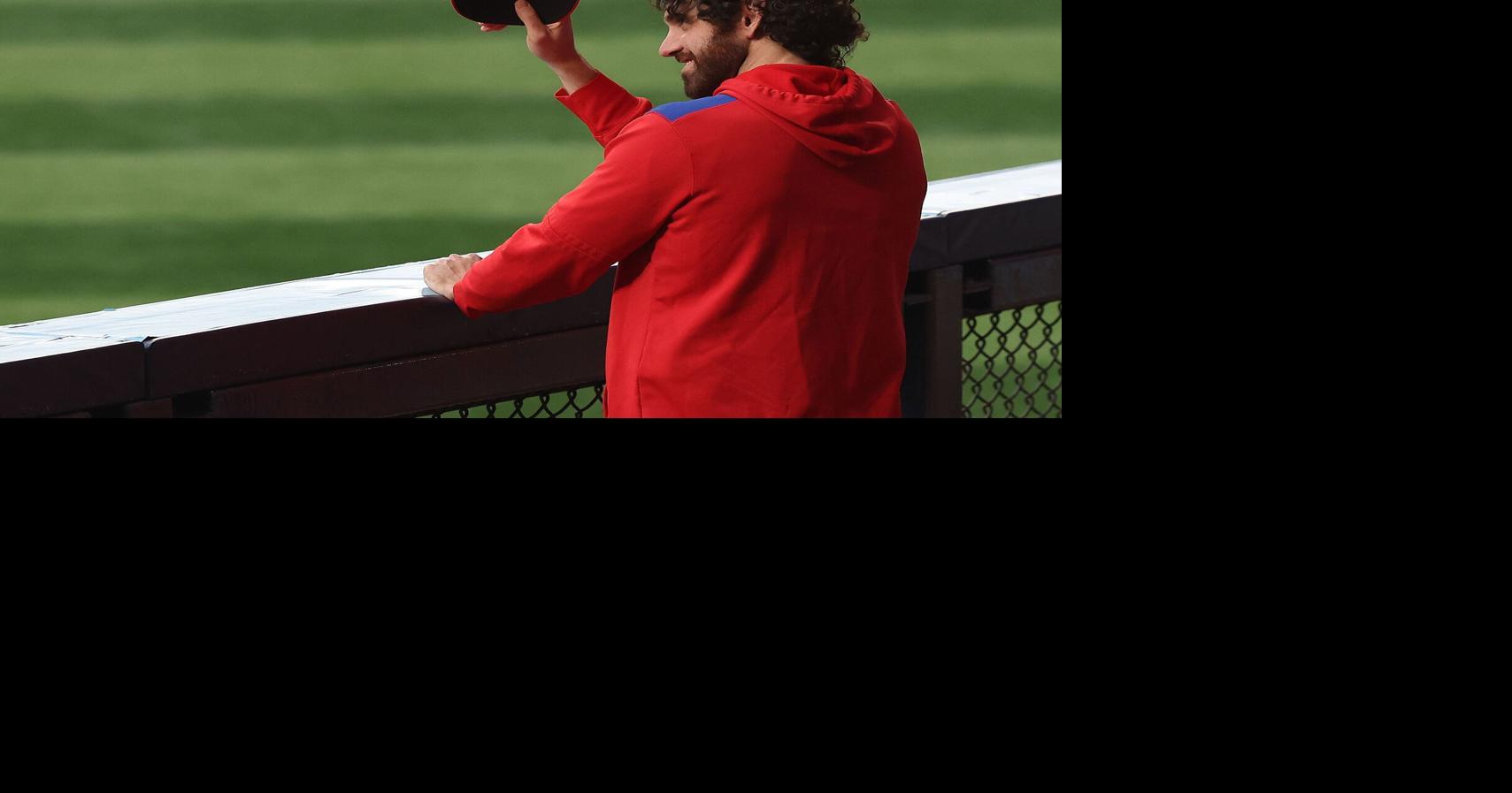 Blue Jays show love for Jordan Romano after showing him door