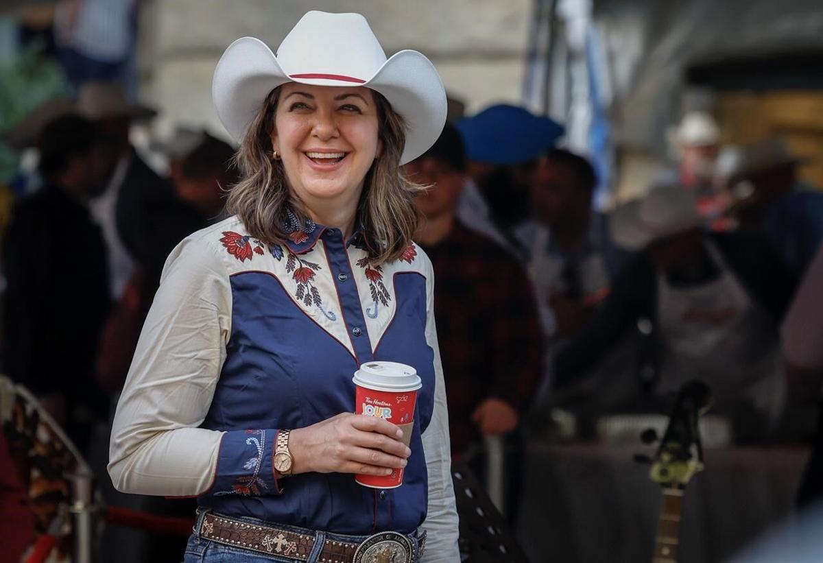 Alberta's Danielle Smith decries 'federal interference' ahead of