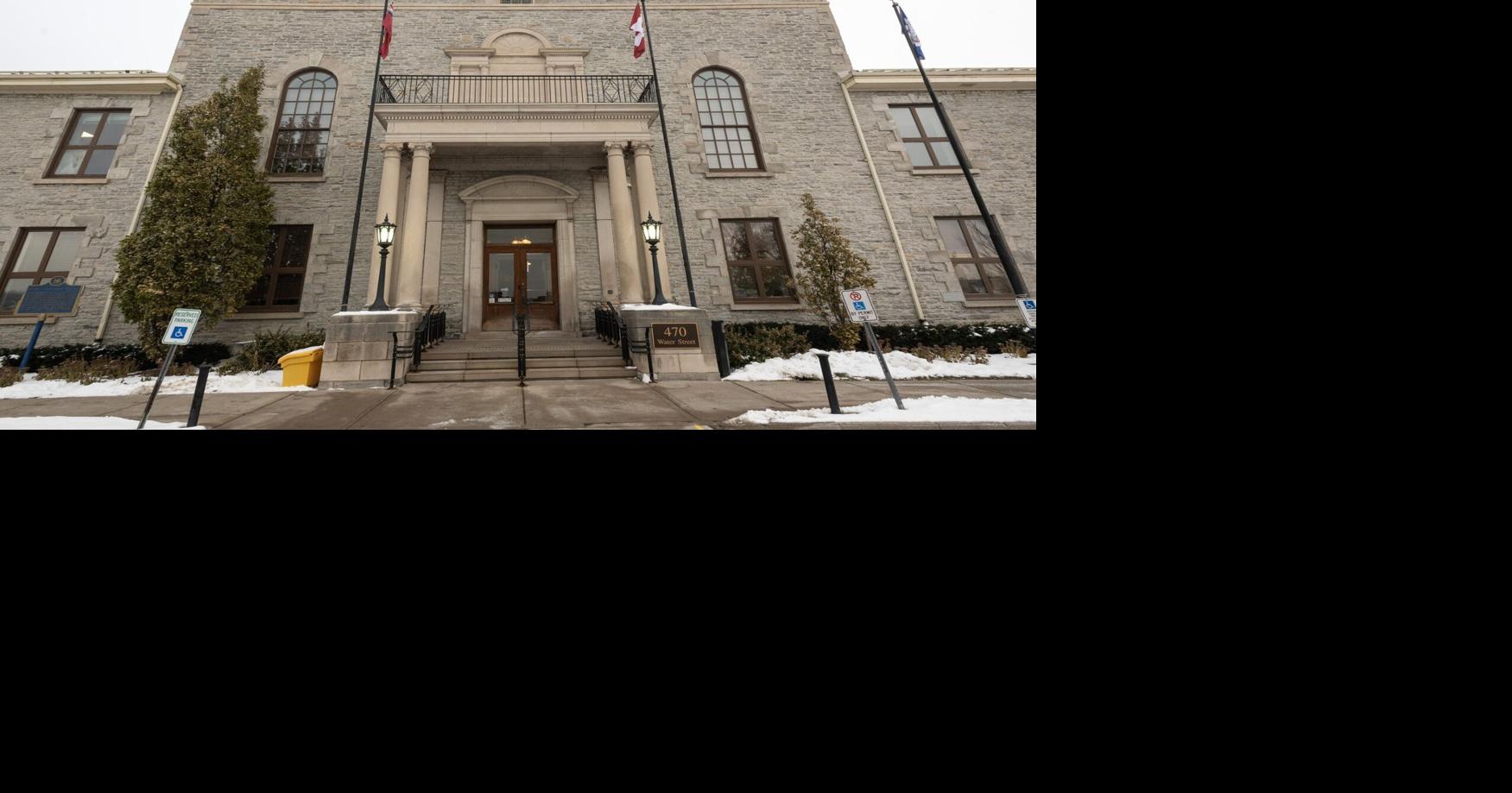 Man pleads guilty to lunging from prisoner’s box and attacking prosecutor in Peterborough courtroom
