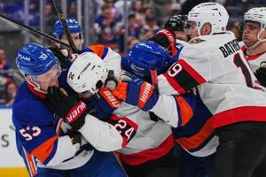 Senators move to the verge of clinching a playoff spot by beating the Islanders 3-0